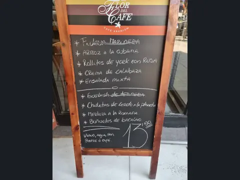 J&R Bar Restaurant
