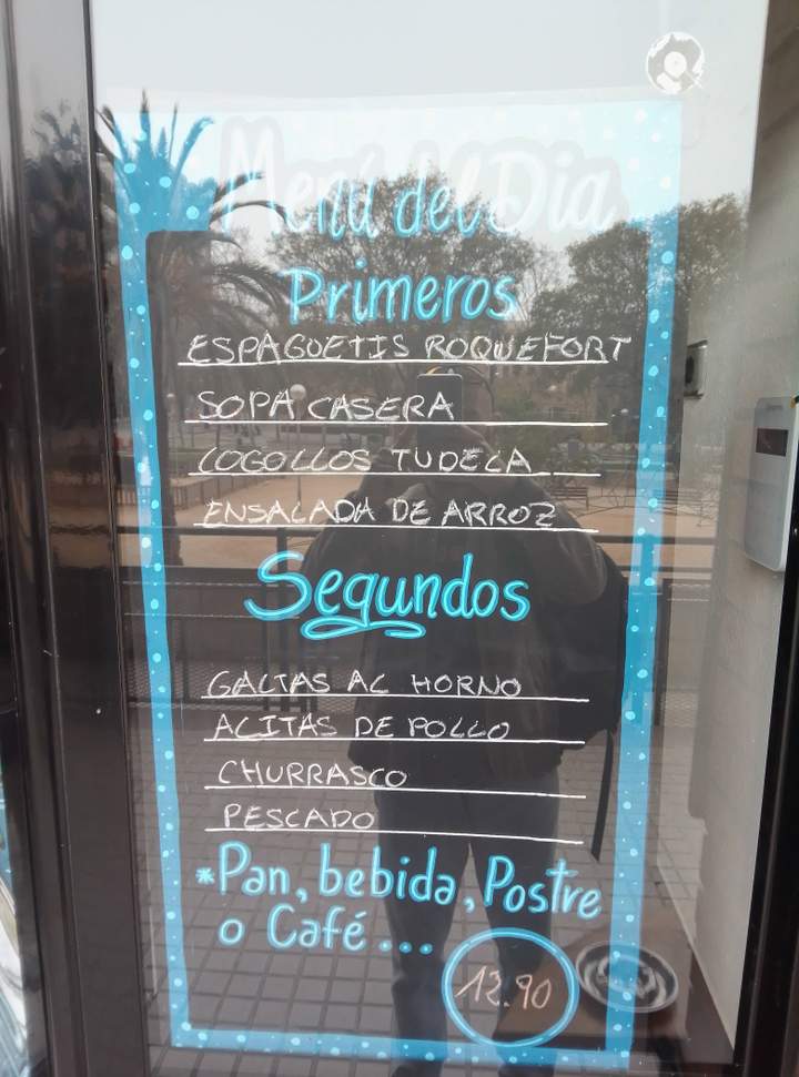 Pyramid Bar